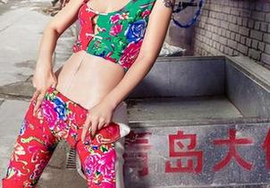 AISS爱丝(黄金版) – 为什么每次打开索菲的秋日女神套图，酥麻感就来了？