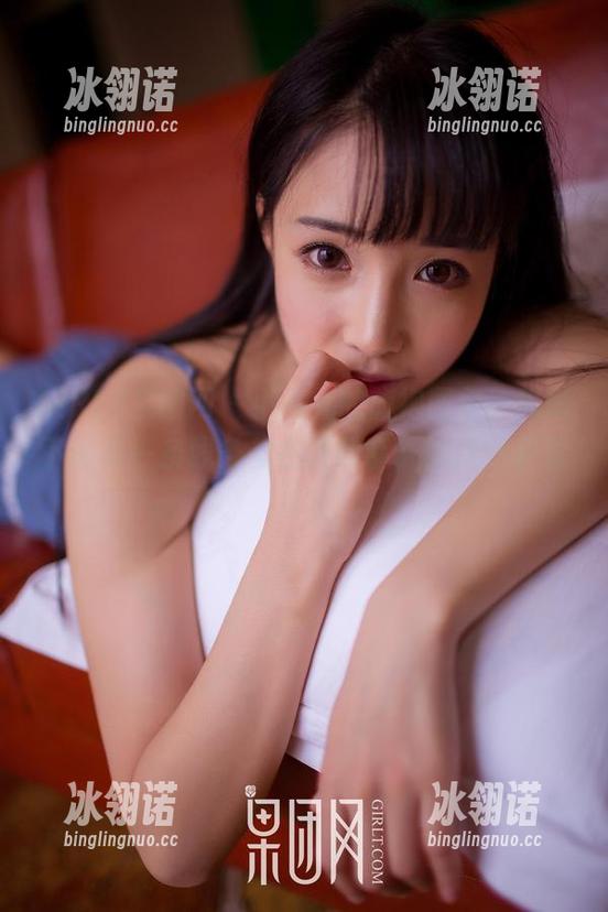 GIRLT果团网 - 小九九的旗袍图包，光影下的每一条线条都在讲故事，你仔细看看！
