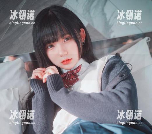 Hizzy(히지)的JK在线合集：干嘛沉迷她的野性眼神？
