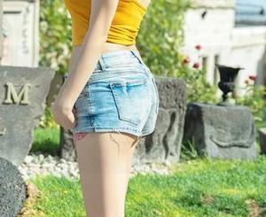 IMiss爱蜜社 – 当女王遇上vetiver嘉宝贝儿：这一套美图绝对是你今天的快乐源泉！
