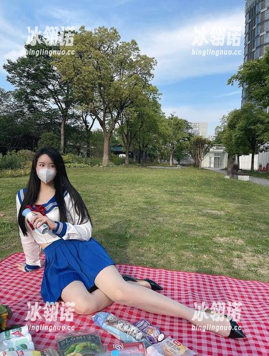 微密圈 - July芝岚的黑白双色作品大揭秘：原图里的秘密角落！