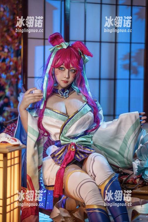 婚纱错误百出？KANEKO咔喵在线高清特辑大凤婚纱花嫁的心路历程