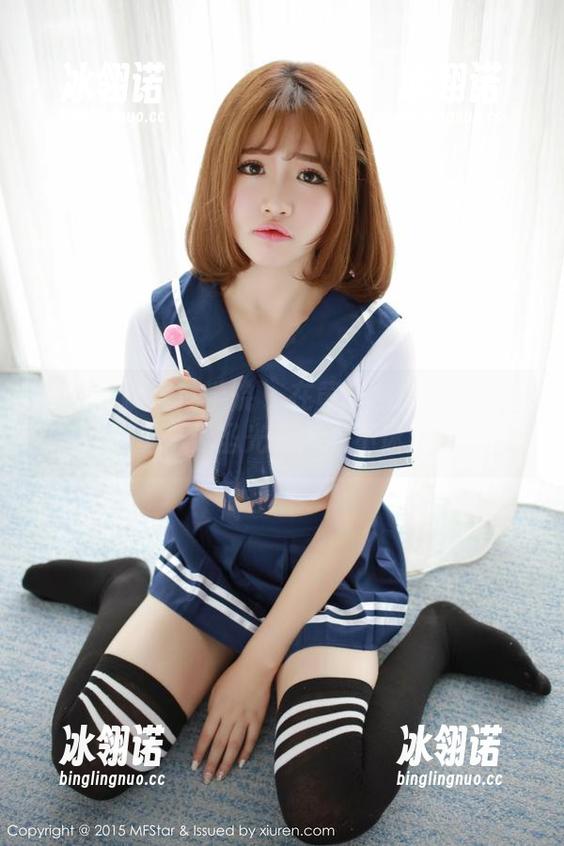 MFStar模范学院 - 在黄乐然的泳衣世界里：无圣光，怎能不迷？