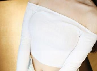 MyGirl美媛馆 – 清纯不是你想象的那样，看看伊小七MoMo的原图和壁纸