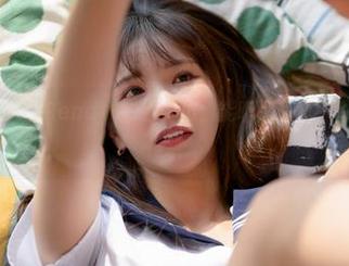 Seoyool(서율)Ready-白色：仿佛能听到写真中那个轻轻的心跳