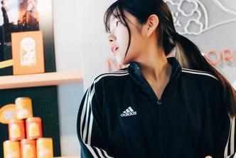 Sonson(손손)的作品触碰你的心：Loozy–在家的约会气息