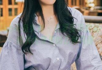 TouTiao头条女神 – 在罗蔓蒂的秘书眼中：图片合集里的万种风情