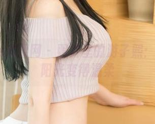 UGirls尤果网 – 照片里的游子熙：短裤让阳光变得温柔