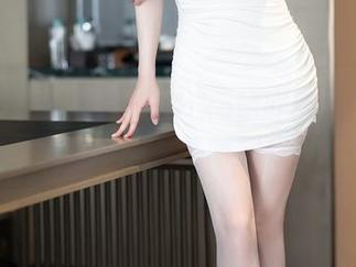 XIAOYU语画界 – Miko酱吖的免费圣诞写真：每张照片都能暖到你心里去！