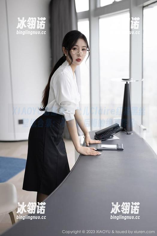 XIAOYU语画界-允儿Claire XIAOYU语画界 - 允儿Claire红裙黑丝壁纸合集:不看会后悔的绝美作品