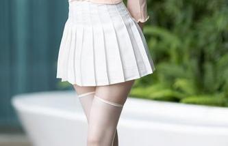 XIAOYU语画界 – 黑丝美腿大赏，王馨瑶yanni免费资源让你目不转睛！
