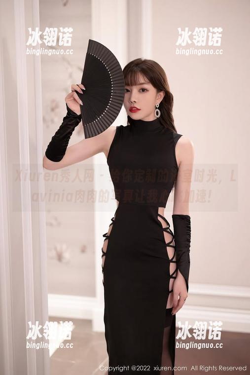 Xiuren秀人网 - 给你定制的浴室时光，Lavinia肉肉的写真让我心跳加速！
