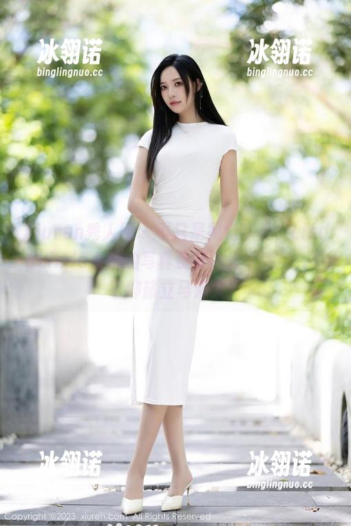 Xiuren秀人网 - 不只是视觉享受，LindaLinda女孩的写真资源也是个活宝，看了抑郁立马消失！