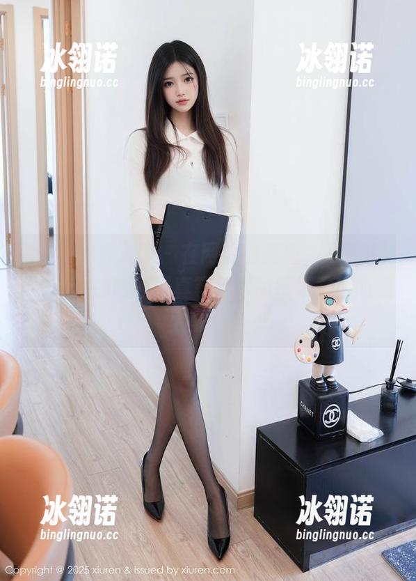 Xiuren秀人网 - 在网盘的某处，兜豆靓Youlina的睡衣写真等待你的探索，真的是太可爱了
