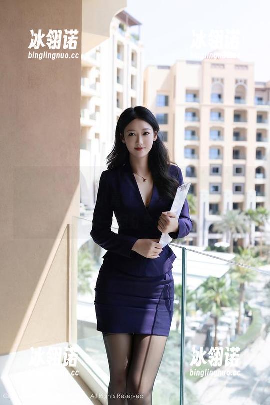 Xiuren秀人网 - 这水手服的美图简直是清净的海洋，小嘉敏又一次把我迷倒，快来一起分享吧！