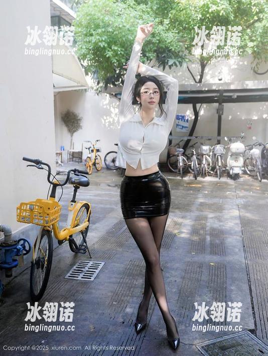 Xiuren秀人网-希雅sia Xiuren秀人网 - 希雅sia的女友:高清原图,瞬间让人心跳加速
