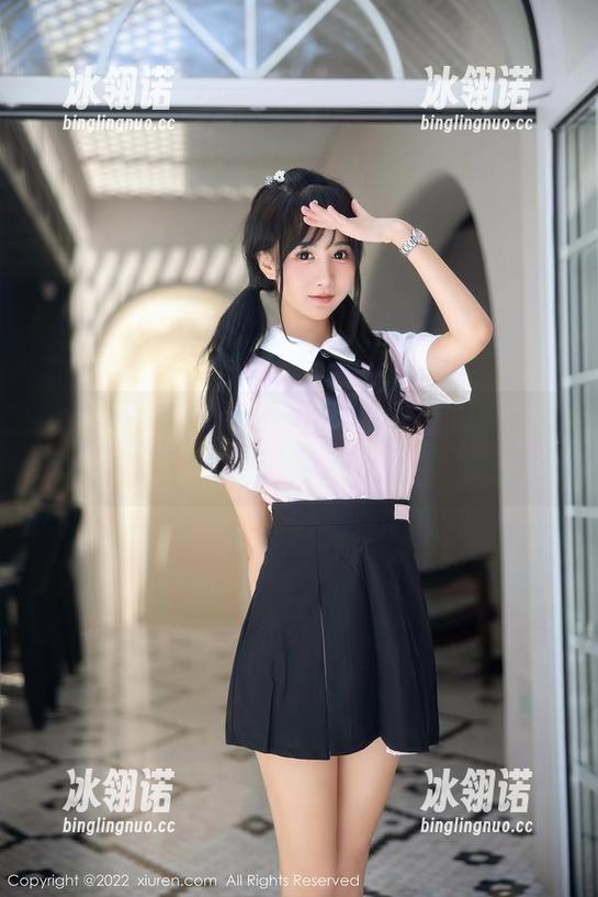 Xiuren秀人网 - 温柔的柔落日下的护士瞬间，绝美无圣光合集，不得不看！