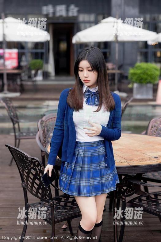 Xiuren秀人网 - 绮里嘉ula的最新厨娘写真，分享这份“温暖”的小确幸！