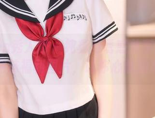 Xiuren秀人网 – 纯真与诱惑并存：萌白酱网袜福利图片，让你心跳加速！