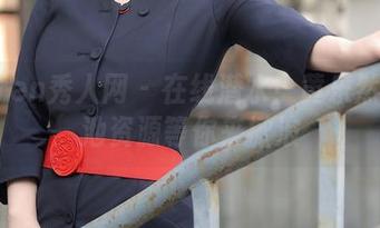 Xiuren秀人网 – 在线潜水！黄乐然的泳池资源等你来掀浪