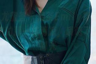 YouMi尤蜜荟 – 奶茶Emily裸足写真集，原图中的那一抹清凉，哦饶了我困倦的时光