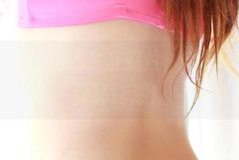 rosi – 小莉最新女友照片，光影游戏下的隐秘诱惑！