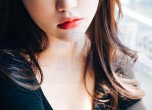 yeeun孙乐乐最新图册：在[Loozy]恋物咖啡馆，谁说只能喝咖啡？