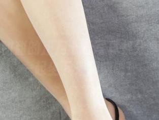 丽柜 – 甜甜的正月十五写真集分享：不如一起坐下来聊聊吧！