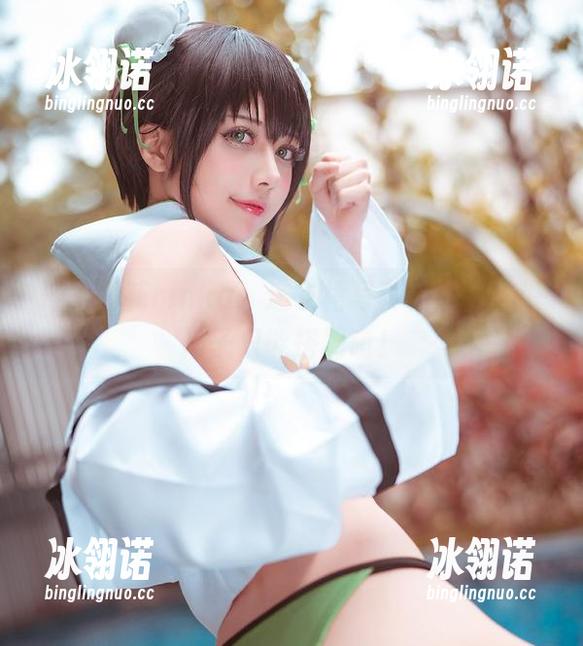 冲田凛花rinka：连衣裙写真合集，谁说裙子只能搭配萌！