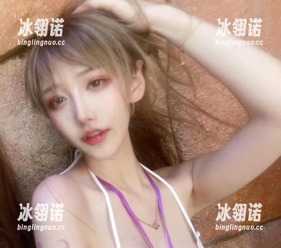 短裙妖精在此！啾小妍全集让你美得不明不白