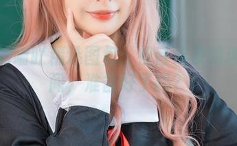 喵喵的喵吖精选图包：初音未来的迷人瞬间，准备好了吗？