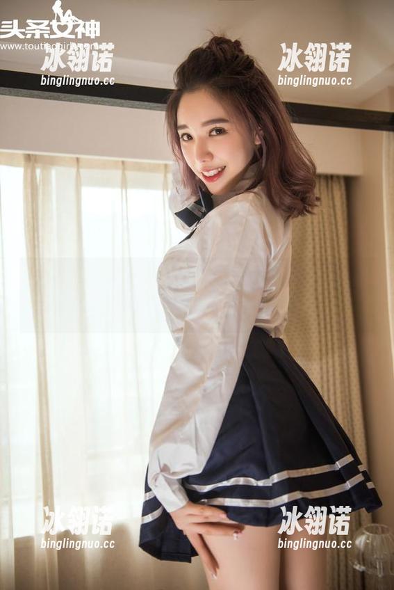 头条女神 - 周熙妍的写真图集：剧情太虐心，建议佩戴心理防护装备！