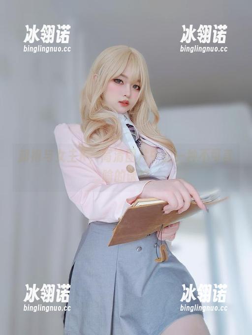 旗袍与女主K，高清图片中的一种不可言喻的诱惑