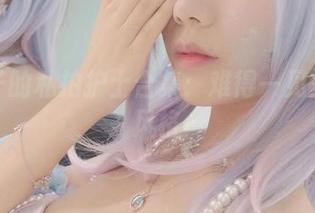 嫣嫣子的私拍护士合集：难得一见的清新风格