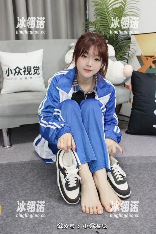 小众视觉-小琳儿 小众视觉 - 小琳儿的写真游戏:每张图片都藏着小剧情!