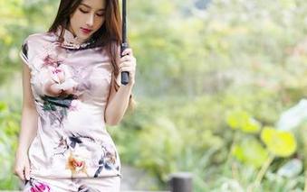 尤蜜荟 – 想不想看女神黄乐然的风采：原图先来一发，套图根本不想停！