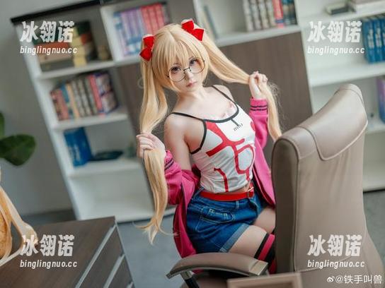 让你看得忍俊不禁的幼水铃衣双人校服合集，无圣光也疯狂！