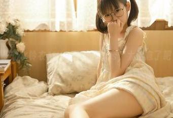 哇！幼水铃衣Miku最新的Cos，太治愈了吧！