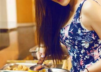 推女神 – 疯狂的夏天：从Kiren_程程程的作品资源看冷饮与阳光
