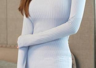 星颜社 – 清妙的黑丝写真：如同光影中的幽灵，飘忽而又让人难以忘怀。