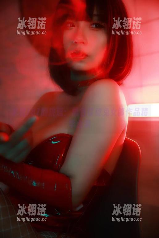 末夜787 末夜787的挑逗:黑色漆皮兔女郎作品精华合集