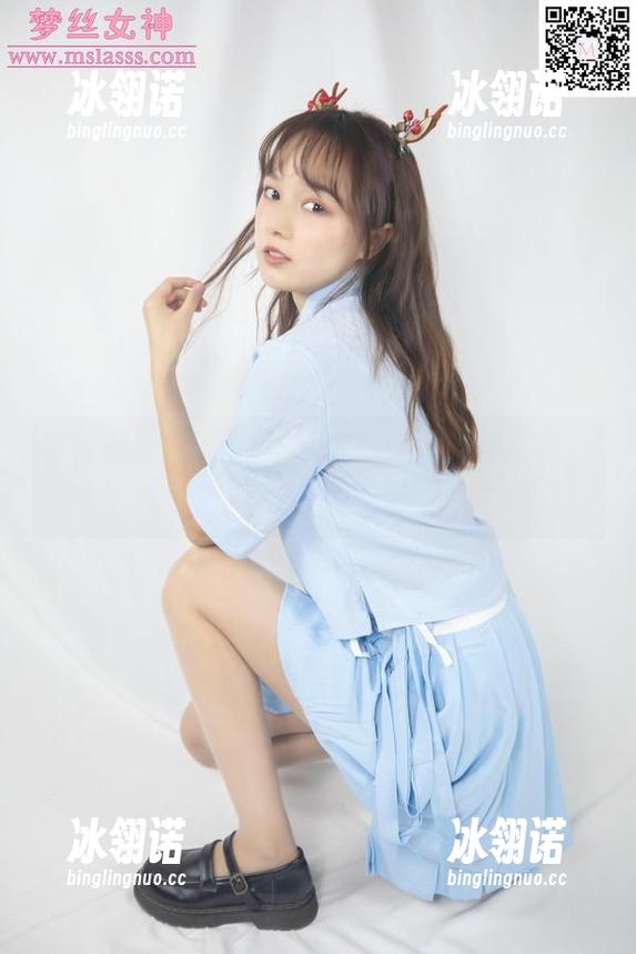 梦丝女神 - 璇璇私拍美图：泳衣是利器，美到让人无奈