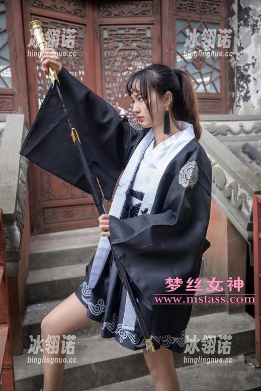 梦丝女神 - 天生丽质：雪馨的JK室内美图壁纸，谁说室内就不能有风情？