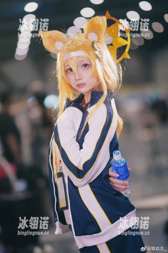 清青琴玖 摆脱无聊生活,清青琴玖的阿佛洛狄忒写真绝对是你的“解药”,快来下载!