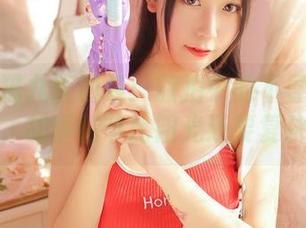 无圣光猫九酱图集：旅拍中的不寻常女主角，故事情节比阳光还要复杂！