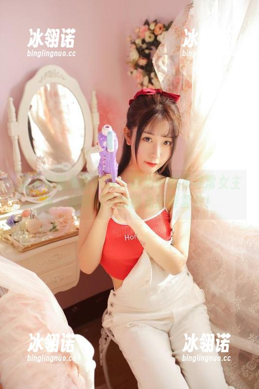 猫九酱 无圣光猫九酱图集:旅拍中的不寻常女主角,故事情节比阳光还要复杂!