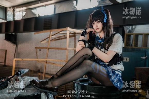 打工女仆不止于此，白莉爱吃巧克力的无圣光套图让人忍不住想多看几眼