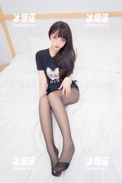 神楽坂真冬女神的清新系列，下载这些图片有点小心动！