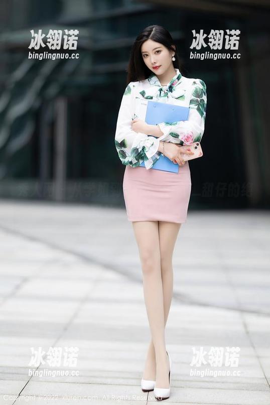 秀人网 - 从学姐到女神，tina_甜仔的绝美图片合集曝光啦！