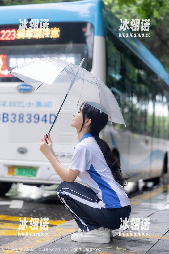 秀人网 - 乔一一最新图册：学妹的逆袭，现在才知道她的魅力有多强大！